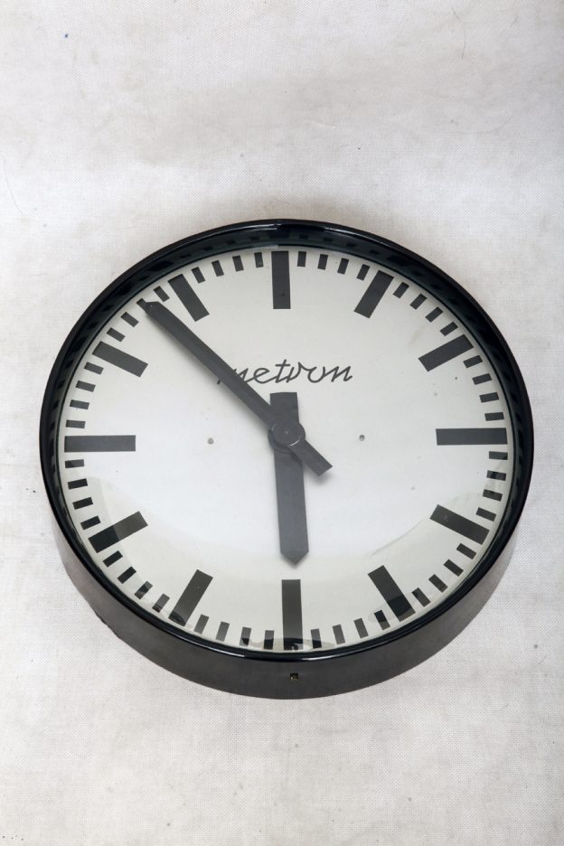 Zegar naścienny Metron, Typ Z857, Polska lata 70