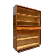 Biblioteczka, witryna w stylu Art Deco w mahoniu i orzechu, Český Nábytek, Czechosłowacja, 1959 rok