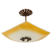 Żółto-biała szklana lampa sufitowa typu "Parasolka" z miedziowanymi dodatkami, Polska, lata 60.