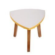 Kwietnik/mały stoliczek/pomocnik z jasno szarym laminowanym trójkątnym blatem, Czechosłowacja, lata 60.