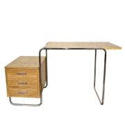 Jasne minimalistyczne fornirowane dębiną biurko na chromowanej konstrukcji w stylu bauhaus