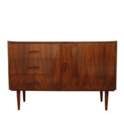 Orzechowo-mahoniowy kredens stołowy/komoda Violetta, Piotrkowskie Fabryki Mebli, Polska lata 60.
