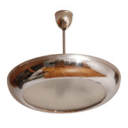 Chromowana lampa sufitowa "UFO" ze szklanym matowym świetlikiem, proj. Josef Hůrka dla Napako, Bauhaus, Czechosłowacja, lata 30.