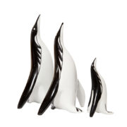 Trzy porcelanowe figurki pingwinów, proj. Mieczysław Naruszewicz, ZPS Ćmielów, Polska, wzór z 1957 roku