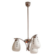 Trzypunktowa metalowa lampa wisząca ze szklanymi mleczno-białymi kloszami z geometrycznymi wzorami, Napako, Czechosłowacja, lata 60.