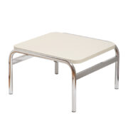 Masywny stolik kawowy/pomocnik w białej okleinie na chromowanej konstrukcji, firma Girsberger, Szwajcaria, lata 80.