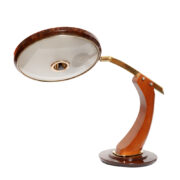Metalowa w odcieniach brązu obrotowa lampa biurkowa z drewnianym ramieniem President, proj. Luis Pérez de la Oliva dla Fase, Hiszpania, lata 70.