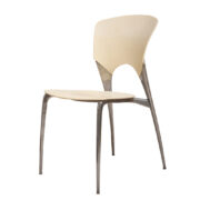 Krzesło jadalniane "Silla" na aluminiowej ramie z oparciem i siedziskiem z polipropylenu/tworzywa w jasno kremowym kolorze, proj. Josep Lluscà dla firmy Driade, Włochy, wzór z 1995 roku