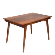 Rozkładany prostokątny klasyczny stół jadalniany w orzechowej okleinie lakierowanej w połysku, Polska, lata 60.