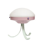 Mała metalowa lampa nocna/biurkowa tripod w trzech kolorach z mleczno-białym szklanym kloszem, Space Age, UFO, Włochy, lata 70.