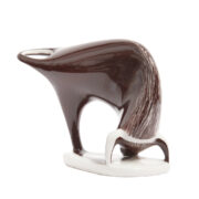 Brązowo-biała porcelanowa figurka byka "Corrida", proj. Mieczysław Naruszewicz, Zakłady Porcelany "Bogucice" w Katowicach-Bogucicach, Polska, wzór z 1957 roku