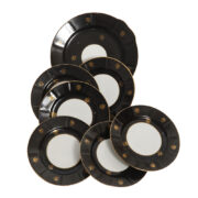 Porcelanowy czarny serwis deserowy ze złoceniami motywami kwiatowymi, ZPS "Wałbrzych" w Wałbrzychu, Polska, lata 60.