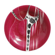 Porcelanowy dekoracyjny talerz na ścianę w kolorze fuksji "Żyrafa", Zakłady Porcelany Stołowej "Karolina" w Jaworzynie Śląskiej, Polska, lata 60.