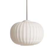 Jednopunktowa lampa sufitowa z mleczno-białym szklanym karbowanym kloszem otwartym od dołu, Osvetlovací Sklo Valašské Medziřičí, Czechosłowacja, lata 70.