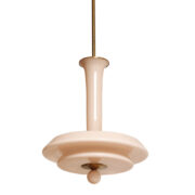 Jasno różowa trzypunktowa barwiona w masie szklana lampa wisząca Art Deco z metalowymi dodatkami w kolorze starego złota, Czechosłowacja, lata 30.