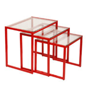 Trzy stoliki pomocnicze/stoliki kawowe/nocne ze szklanymi prostokątnymi blatami na metalowych czerwonych profilach, Włochy, lata 70.