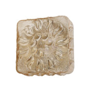 Szklany kwadratowy jednopunktowy jasno bursztynowy kinkiet z motywem solarnym osadzony w metalowym uchwycie, RZB Leuchten, Niemcy, lata 70.