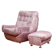 Duży i szeroki fotel "Atlantis" w stylu Space Age z podnóżkiem w fioletowym melanżowym miękkim i mięsistym obiciu, Jugosławia, lata 70.