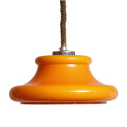 Jednopunktowa pomarańczowa lampa wisząca Space Age z tworzywa sztucznego z regulowaną wysokością, Szarvasi Vas-Fémipari, Węgry, lata 70-80.