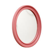 Owalne lustro w różowej ramie z lakierowanego w satynie tworzywa, model „America” firmy Carrara & Matta, Space Age, Włochy, lata 70.