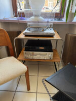 Stolik/konsola B12 z dwoma fornirowanymi blatami osadzonych na metalowych chromowanych giętych rurkach, projekt Marcel Breuer, Bauhaus, wzór z lat 30. - obrazek 2