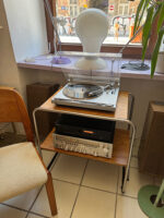 Stolik/konsola B12 z dwoma fornirowanymi blatami osadzonych na metalowych chromowanych giętych rurkach, projekt Marcel Breuer, Bauhaus, wzór z lat 30. - obrazek 10