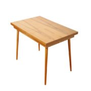 Nieduży jesionowy jasny prostokątny rozkładany stół jadalniany z wykręcanymi nogami, Rosice Brno, Czechosłowacja, 28 IX 1967 rok