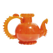 Pomarańczowy szklany ręcznie formowany czajnik/imbryk/smok, projekt Jerzy Słuczan-Orkusz, Krakowski Instytut Szkła, Polska, lata 70.