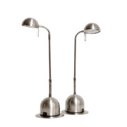 Jednopunktowa metalowa szczotkowana lampa biurkowa z giętym ramieniem i dwoma poziomami natężenia światła, 2002 rok