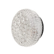 Szklany okrągły przezroczysto lodowy jednopunktowy kinkiet z kwiatowym geometrycznym wzorem i kryształową fakturą osadzony na metalowej czarnej obejmie, Niemcy, lata 70.