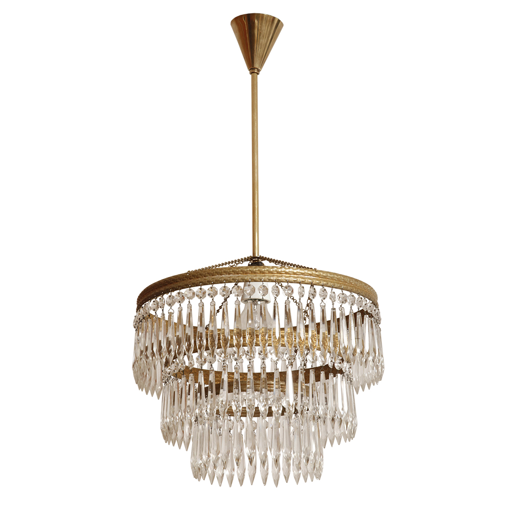 czech design, szklana lampa vintage, czech vintage lamp, vintage, vintage store, vintage ceiling lamp, hanging glass lamp, lamp, sklep vintage, mid century modern, Železnobrodskié Sklo, vintage chandeler, czechoslovakia, design shop, made in prl, lampa vintage Železnobrodskié Sklo, retro glass lamp, 60's, retro shop warsaw, meble prl, Železnobrodskié Sklo ceiling lamp, napako vintage lamp, mid century lamp, retro sklep warszawa, retro, Železnobrodskié Sklo vintage lamp, lampa napako, lamp design, vintage shop warsaw, lampa vintage, lampa boho, lampa sufitowa vintage, vintage lamp, antique shop warsaw, vintage hanging lamp, boho vintage, czeska lampa sufitowa retro, 1960., antique store warsaw, retro lamp, lampa vintage boho, hanging vintage lamp napako, 60., antyk sklep, retro style, retro shop, 1960s, antyk sklep warszawa, vintage light, vintage shop Duża kaskadowa trzypoziomowa jednopunktowa lampa sufitowa w stylu boho złożona z 143 przeźroczystych szklanych wisiorków i innych szklanych dodatków wiszących na trzech metalowych obręczach w kolorze starego złota, Typ 18-01, Železnobrodskié Sklo, Czechosłowacja, lata 50. - obrazek 1