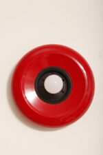 Jednopunktowa w kształcie kopuły okrągła szklana biała lampa ścienna/kinkiet/plafon z czerwoną oprawą z tworzywa sztucznego, Space Age, Sozzi Illuminazione, Włochy, lata 80. - obrazek 11