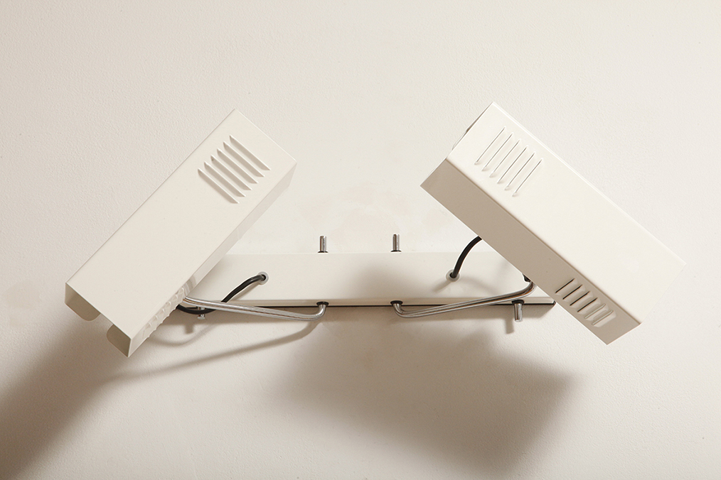 prl design, antique shop, lampa space age, antyk sklep warszawa, design store, lampa prl, antique store, wisząca lampa retro, italian vintage lamp, sklep retro, lampa vintage, design store warsaw, kinkiet vintage, space age wall lamp, retro shop warsaw, space age, mleczna lampa wiszaca, white lamp, włoski kinkiet vintage, retro sklep warszawa, space age lamp, lampa wiszca prl, retro shop, szklany kinkiet vintage, lampa, vintage shop warsaw, space age style, wisząca lampa vintage, vintage shop, szkło murano, lamp design, vintage store warsaw, vintage hanging lamp, vintage sklep warszawa, vintage store, vintage italian wall lamp, vintage lamp, retro store warsaw, retro lamp, antique shop warsaw, sklep vintage, vintage sconce, prl style, szklana lampa, lampa retro, antique store warsaw, design shop, vintage ceiling lamp, design shop warsaw, white glass lamp, italian lamp, retro store, vintage wall lamp, design sklep warszawa, italian style, antyk sklep, design sklep Dwupunktowa pozioma biała metalowa lampa ścienna/kinkiet z ruchomymi kloszami na chromowanej konstrukcji, Space Age, Włochy, lata 70 - obrazek 13