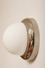 Jednopunktowa w kształcie kopuły okrągła szklana biała lampa ścienna/kinkiet/plafon ze srebrno-złotą melanżową oprawą z tworzywa sztucznego, Space Age, Sozzi Illuminazione, Włochy, lata 80. - obrazek 14