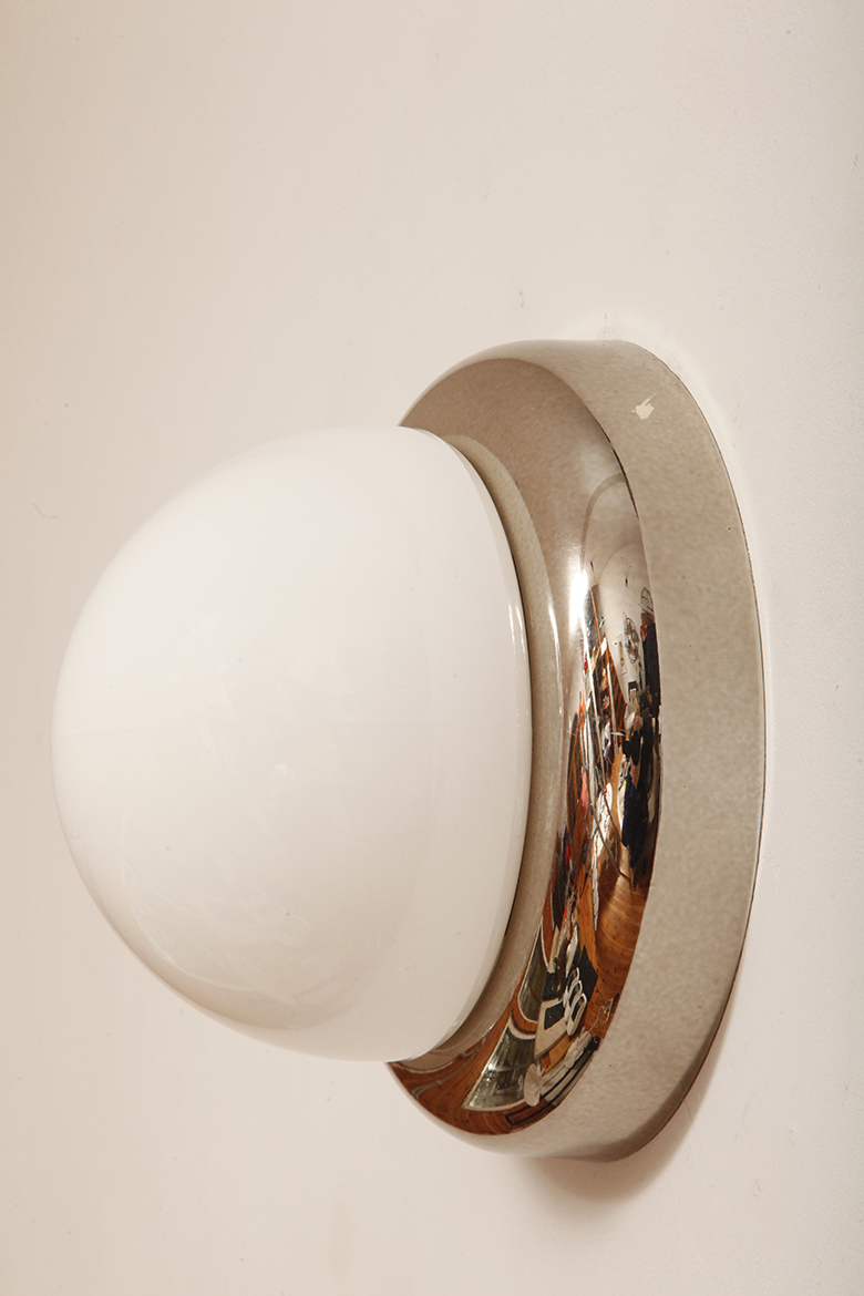 lampa retro, antique store warsaw, design shop, vintage ceiling lamp, design shop warsaw, white glass lamp, italian lamp, retro store, vintage wall lamp, design sklep warszawa, italian style, antyk sklep, design sklep, prl design, antique shop, lampa space age, antyk sklep warszawa, design store, lampa prl, antique store, wisząca lampa retro, italian vintage lamp, sklep retro, lampa vintage, design store warsaw, kinkiet vintage, space age wall lamp, retro shop warsaw, space age, mleczna lampa wiszaca, white lamp, włoski kinkiet vintage, retro sklep warszawa, space age lamp, lampa wiszca prl, retro shop, szklany kinkiet vintage, lampa, vintage shop warsaw, space age style, wisząca lampa vintage, vintage shop, szkło murano, lamp design, vintage store warsaw, vintage hanging lamp, vintage sklep warszawa, vintage store, vintage italian wall lamp, vintage lamp, retro store warsaw, retro lamp, antique shop warsaw, sklep vintage, vintage sconce, prl style, szklana lampa Jednopunktowa w kształcie kopuły okrągła szklana biała lampa ścienna/kinkiet/plafon ze srebrno-złotą melanżową oprawą z tworzywa sztucznego, Space Age, Sozzi Illuminazione, Włochy, lata 80. - obrazek 14