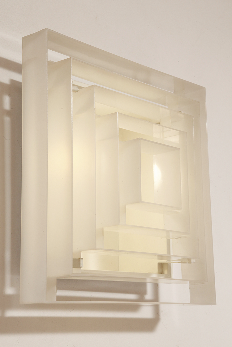 scandinavian lamp, antique shop warsaw, duński design, retro sklep warszawa, scandinavian style, antique store warsaw, retro shop, vintage shop warsaw, vintage wall lamp, antyk sklep, vintage shop, vintage store warsaw, metal lamp, antyk sklep warszawa, vintage store, retro store warsaw, lampa vintage, scandinavian vintage lamp, sklep vintage, design shop warsaw, danish design, metal vintage lamp, design shop, design sklep warszawa, lampa retro, wall lamp lyfa, retro store, danish lamp, antique shop, duńska lampa, design sklep, danish ceiling lamp, antique store, danish hanging lamp, design store, vintage lamp, design store warsaw, vintage danish lamp, kinkiet lyfa, sklep retro, scandinavian design, vintage sklep warszawa, danish retro lamp, lyfa wall lamp, retro shop warsaw Duży jednopunktowy biały kwadratowy podtynkowy kinkiet/lampa ścienna/plafon „Kvadrat” / „Kvadratlampen” z geometrycznym dyfuzorem z tworzywa sztucznego, projekt Nils Andersen & Salli Besiakow dla Lyfa, Dania, wzór z 1972 roku - obrazek 18