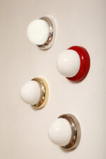 Jednopunktowa w kształcie kopuły okrągła szklana biała lampa ścienna/kinkiet/plafon z czerwoną oprawą z tworzywa sztucznego, Space Age, Sozzi Illuminazione, Włochy, lata 80. - obrazek 18