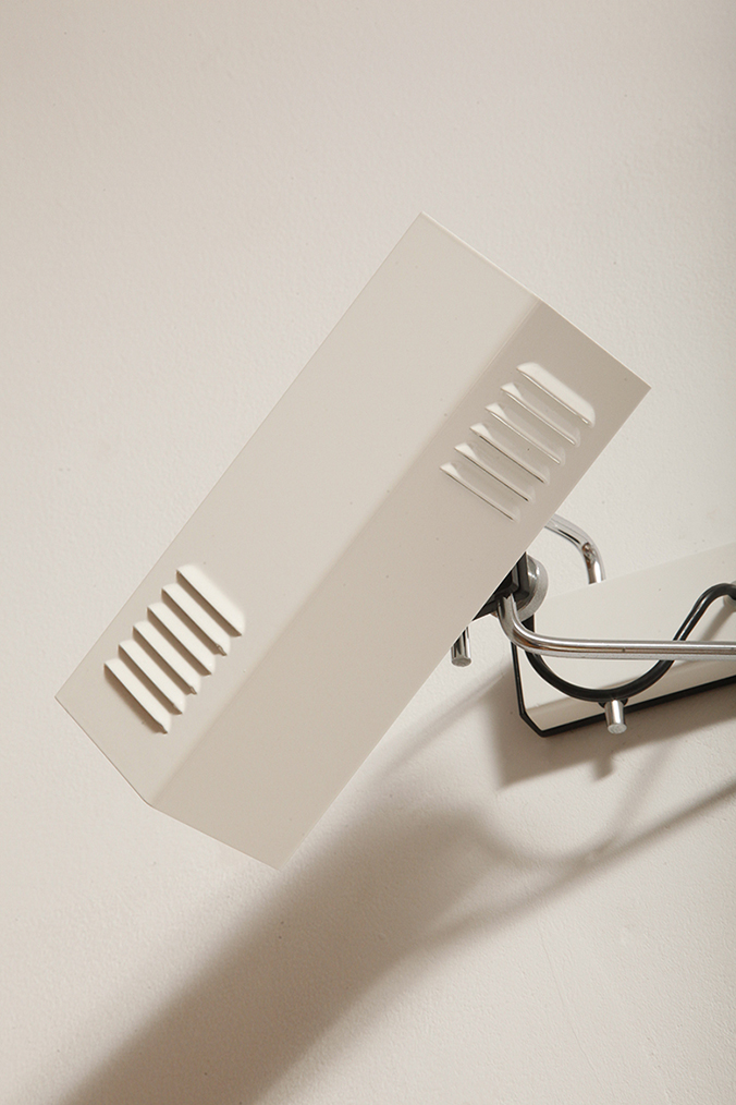 prl design, antique shop, lampa space age, antyk sklep warszawa, design store, lampa prl, antique store, wisząca lampa retro, italian vintage lamp, sklep retro, lampa vintage, design store warsaw, kinkiet vintage, space age wall lamp, retro shop warsaw, space age, mleczna lampa wiszaca, white lamp, włoski kinkiet vintage, retro sklep warszawa, space age lamp, lampa wiszca prl, retro shop, szklany kinkiet vintage, lampa, vintage shop warsaw, space age style, wisząca lampa vintage, vintage shop, szkło murano, lamp design, vintage store warsaw, vintage hanging lamp, vintage sklep warszawa, vintage store, vintage italian wall lamp, vintage lamp, retro store warsaw, retro lamp, antique shop warsaw, sklep vintage, vintage sconce, prl style, szklana lampa, lampa retro, antique store warsaw, design shop, vintage ceiling lamp, design shop warsaw, white glass lamp, italian lamp, retro store, vintage wall lamp, design sklep warszawa, italian style, antyk sklep, design sklep Dwupunktowa pozioma biała metalowa lampa ścienna/kinkiet z ruchomymi kloszami na chromowanej konstrukcji, Space Age, Włochy, lata 70 - obrazek 25