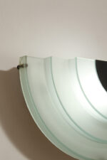 Jednopunktowy kinkiet/lampa ścienna z akrylowym kaskadowym kloszem w morskim kolorze, styl Memphis, firma Massive, Belgia, lata 90. - obrazek 25