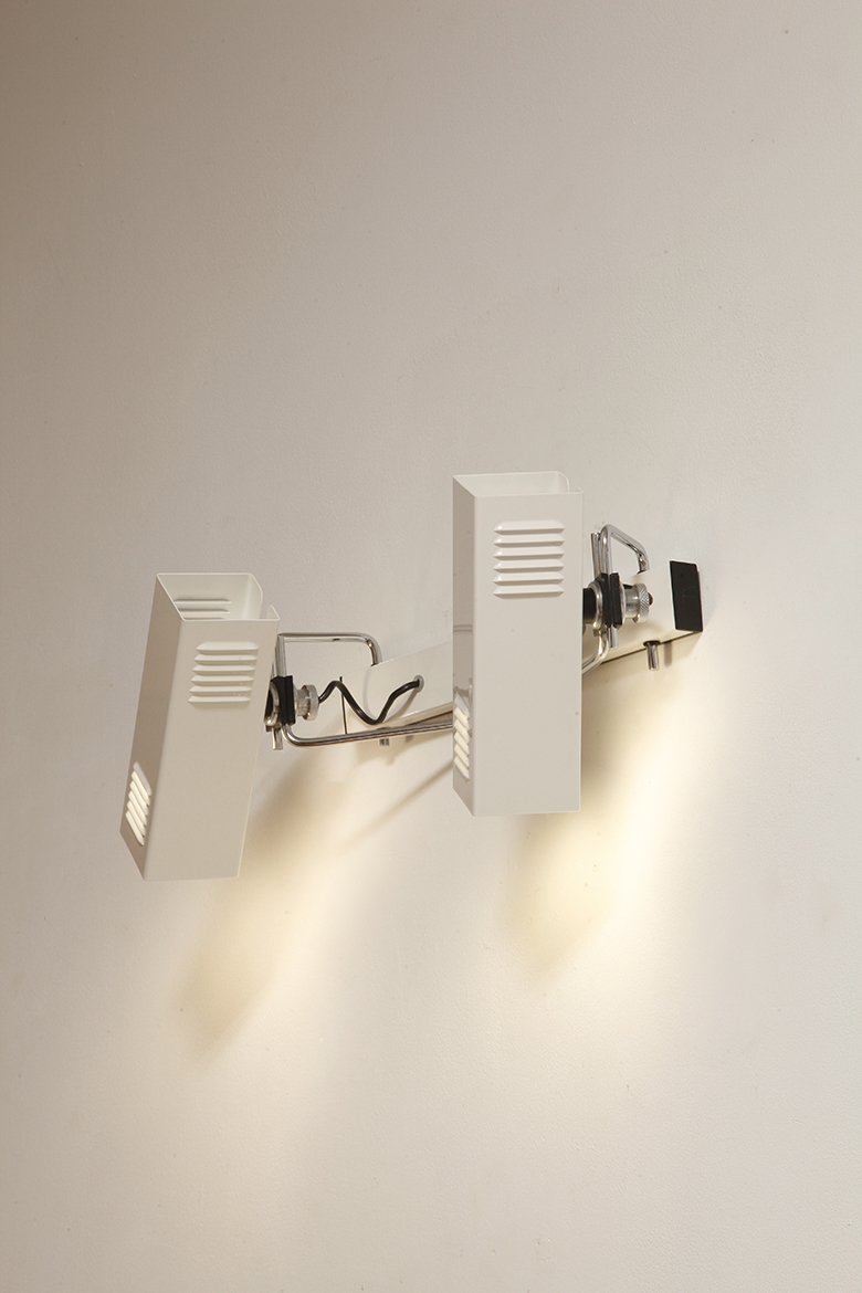 prl design, antique shop, lampa space age, antyk sklep warszawa, design store, lampa prl, antique store, wisząca lampa retro, italian vintage lamp, sklep retro, lampa vintage, design store warsaw, kinkiet vintage, space age wall lamp, retro shop warsaw, space age, mleczna lampa wiszaca, white lamp, włoski kinkiet vintage, retro sklep warszawa, space age lamp, lampa wiszca prl, retro shop, szklany kinkiet vintage, lampa, vintage shop warsaw, space age style, wisząca lampa vintage, vintage shop, szkło murano, lamp design, vintage store warsaw, vintage hanging lamp, vintage sklep warszawa, vintage store, vintage italian wall lamp, vintage lamp, retro store warsaw, retro lamp, antique shop warsaw, sklep vintage, vintage sconce, prl style, szklana lampa, lampa retro, antique store warsaw, design shop, vintage ceiling lamp, design shop warsaw, white glass lamp, italian lamp, retro store, vintage wall lamp, design sklep warszawa, italian style, antyk sklep, design sklep Dwupunktowa pozioma biała metalowa lampa ścienna/kinkiet z ruchomymi kloszami na chromowanej konstrukcji, Space Age, Włochy, lata 70 - obrazek 28