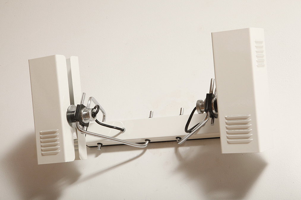 prl design, antique shop, lampa space age, antyk sklep warszawa, design store, lampa prl, antique store, wisząca lampa retro, italian vintage lamp, sklep retro, lampa vintage, design store warsaw, kinkiet vintage, space age wall lamp, retro shop warsaw, space age, mleczna lampa wiszaca, white lamp, włoski kinkiet vintage, retro sklep warszawa, space age lamp, lampa wiszca prl, retro shop, szklany kinkiet vintage, lampa, vintage shop warsaw, space age style, wisząca lampa vintage, vintage shop, szkło murano, lamp design, vintage store warsaw, vintage hanging lamp, vintage sklep warszawa, vintage store, vintage italian wall lamp, vintage lamp, retro store warsaw, retro lamp, antique shop warsaw, sklep vintage, vintage sconce, prl style, szklana lampa, lampa retro, antique store warsaw, design shop, vintage ceiling lamp, design shop warsaw, white glass lamp, italian lamp, retro store, vintage wall lamp, design sklep warszawa, italian style, antyk sklep, design sklep Dwupunktowa pozioma biała metalowa lampa ścienna/kinkiet z ruchomymi kloszami na chromowanej konstrukcji, Space Age, Włochy, lata 70 - obrazek 29