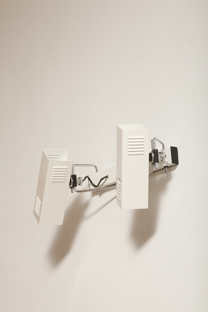 prl design, antique shop, lampa space age, antyk sklep warszawa, design store, lampa prl, antique store, wisząca lampa retro, italian vintage lamp, sklep retro, lampa vintage, design store warsaw, kinkiet vintage, space age wall lamp, retro shop warsaw, space age, mleczna lampa wiszaca, white lamp, włoski kinkiet vintage, retro sklep warszawa, space age lamp, lampa wiszca prl, retro shop, szklany kinkiet vintage, lampa, vintage shop warsaw, space age style, wisząca lampa vintage, vintage shop, szkło murano, lamp design, vintage store warsaw, vintage hanging lamp, vintage sklep warszawa, vintage store, vintage italian wall lamp, vintage lamp, retro store warsaw, retro lamp, antique shop warsaw, sklep vintage, vintage sconce, prl style, szklana lampa, lampa retro, antique store warsaw, design shop, vintage ceiling lamp, design shop warsaw, white glass lamp, italian lamp, retro store, vintage wall lamp, design sklep warszawa, italian style, antyk sklep, design sklep Dwupunktowa pozioma biała metalowa lampa ścienna/kinkiet z ruchomymi kloszami na chromowanej konstrukcji, Space Age, Włochy, lata 70 - obrazek 37