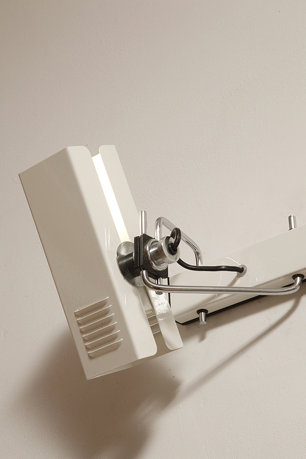 prl design, antique shop, lampa space age, antyk sklep warszawa, design store, lampa prl, antique store, wisząca lampa retro, italian vintage lamp, sklep retro, lampa vintage, design store warsaw, kinkiet vintage, space age wall lamp, retro shop warsaw, space age, mleczna lampa wiszaca, white lamp, włoski kinkiet vintage, retro sklep warszawa, space age lamp, lampa wiszca prl, retro shop, szklany kinkiet vintage, lampa, vintage shop warsaw, space age style, wisząca lampa vintage, vintage shop, szkło murano, lamp design, vintage store warsaw, vintage hanging lamp, vintage sklep warszawa, vintage store, vintage italian wall lamp, vintage lamp, retro store warsaw, retro lamp, antique shop warsaw, sklep vintage, vintage sconce, prl style, szklana lampa, lampa retro, antique store warsaw, design shop, vintage ceiling lamp, design shop warsaw, white glass lamp, italian lamp, retro store, vintage wall lamp, design sklep warszawa, italian style, antyk sklep, design sklep Dwupunktowa pozioma biała metalowa lampa ścienna/kinkiet z ruchomymi kloszami na chromowanej konstrukcji, Space Age, Włochy, lata 70 - obrazek 41