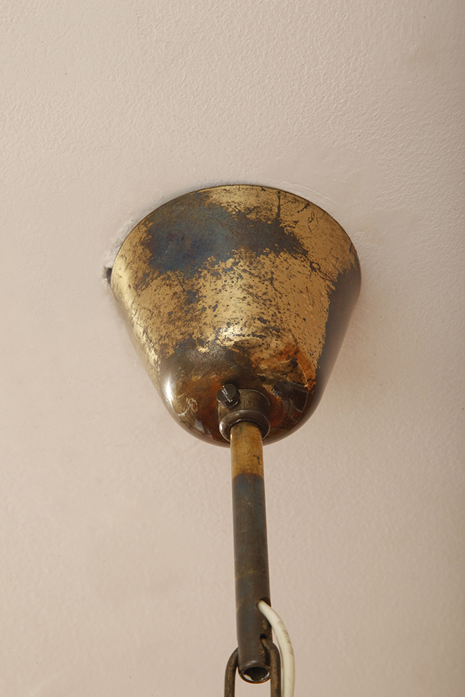 lampa napako, lamp design, vintage shop warsaw, lampa vintage, lampa boho, lampa sufitowa vintage, vintage lamp, antique shop warsaw, vintage hanging lamp, boho vintage, czeska lampa sufitowa retro, 1960., antique store warsaw, retro lamp, lampa vintage boho, hanging vintage lamp napako, 60., antyk sklep, retro style, retro shop, 1960s, antyk sklep warszawa, vintage light, vintage shop, czech design, szklana lampa vintage, czech vintage lamp, vintage, vintage store, vintage ceiling lamp, hanging glass lamp, lamp, sklep vintage, mid century modern, Železnobrodskié Sklo, vintage chandeler, czechoslovakia, design shop, made in prl, lampa vintage Železnobrodskié Sklo, retro glass lamp, 60's, retro shop warsaw, meble prl, Železnobrodskié Sklo ceiling lamp, napako vintage lamp, mid century lamp, retro sklep warszawa, retro, Železnobrodskié Sklo vintage lamp Kaskadowa trzypoziomowa jednopunktowa lampa sufitowa w stylu boho złożona z przeźroczystych szklanych wisiorków i czarnych szklanych pałeczek wiszących na trzech metalowych obręczach w kolorze starego złota, Typ 18-01, Železnobrodskié Sklo, Czechosłowacja, lata 50. - obrazek 42