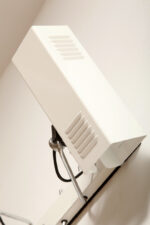 Dwupunktowa pozioma biała metalowa lampa ścienna/kinkiet z ruchomymi kloszami na chromowanej konstrukcji, Space Age, Włochy, lata 70 - obrazek 43