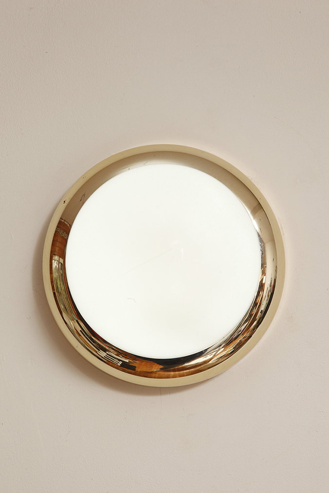 lampa retro, antique store warsaw, design shop, vintage ceiling lamp, design shop warsaw, white glass lamp, italian lamp, retro store, vintage wall lamp, design sklep warszawa, italian style, antyk sklep, design sklep, prl design, antique shop, lampa space age, antyk sklep warszawa, design store, lampa prl, antique store, wisząca lampa retro, italian vintage lamp, sklep retro, lampa vintage, design store warsaw, kinkiet vintage, space age wall lamp, retro shop warsaw, space age, mleczna lampa wiszaca, white lamp, włoski kinkiet vintage, retro sklep warszawa, space age lamp, lampa wiszca prl, retro shop, szklany kinkiet vintage, lampa, vintage shop warsaw, space age style, wisząca lampa vintage, vintage shop, szkło murano, lamp design, vintage store warsaw, vintage hanging lamp, vintage sklep warszawa, vintage store, vintage italian wall lamp, vintage lamp, retro store warsaw, retro lamp, antique shop warsaw, sklep vintage, vintage sconce, prl style, szklana lampa Jednopunktowa w kształcie kopuły okrągła szklana biała lampa ścienna/kinkiet/plafon ze złotą oprawą z tworzywa sztucznego, Space Age, Sozzi Illuminazione, Włochy, lata 80 - obrazek 5