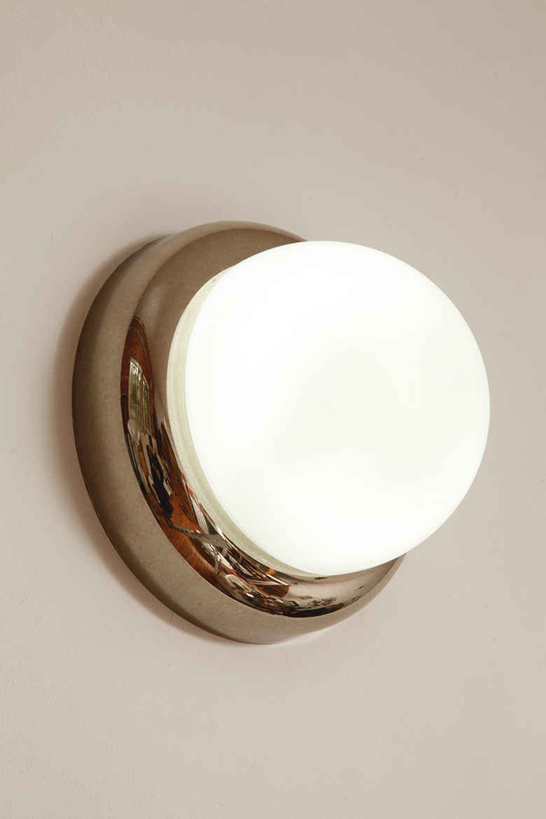 lampa retro, antique store warsaw, design shop, vintage ceiling lamp, design shop warsaw, white glass lamp, italian lamp, retro store, vintage wall lamp, design sklep warszawa, italian style, antyk sklep, design sklep, prl design, antique shop, lampa space age, antyk sklep warszawa, design store, lampa prl, antique store, wisząca lampa retro, italian vintage lamp, sklep retro, lampa vintage, design store warsaw, kinkiet vintage, space age wall lamp, retro shop warsaw, space age, mleczna lampa wiszaca, white lamp, włoski kinkiet vintage, retro sklep warszawa, space age lamp, lampa wiszca prl, retro shop, szklany kinkiet vintage, lampa, vintage shop warsaw, space age style, wisząca lampa vintage, vintage shop, szkło murano, lamp design, vintage store warsaw, vintage hanging lamp, vintage sklep warszawa, vintage store, vintage italian wall lamp, vintage lamp, retro store warsaw, retro lamp, antique shop warsaw, sklep vintage, vintage sconce, prl style, szklana lampa Jednopunktowa w kształcie kopuły okrągła szklana biała lampa ścienna/kinkiet/plafon ze srebrno-złotą melanżową oprawą z tworzywa sztucznego, Space Age, Sozzi Illuminazione, Włochy, lata 80. - obrazek 5