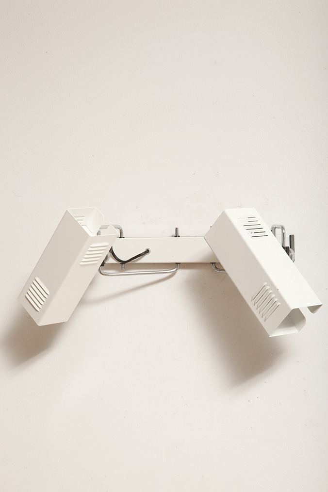 prl design, antique shop, lampa space age, antyk sklep warszawa, design store, lampa prl, antique store, wisząca lampa retro, italian vintage lamp, sklep retro, lampa vintage, design store warsaw, kinkiet vintage, space age wall lamp, retro shop warsaw, space age, mleczna lampa wiszaca, white lamp, włoski kinkiet vintage, retro sklep warszawa, space age lamp, lampa wiszca prl, retro shop, szklany kinkiet vintage, lampa, vintage shop warsaw, space age style, wisząca lampa vintage, vintage shop, szkło murano, lamp design, vintage store warsaw, vintage hanging lamp, vintage sklep warszawa, vintage store, vintage italian wall lamp, vintage lamp, retro store warsaw, retro lamp, antique shop warsaw, sklep vintage, vintage sconce, prl style, szklana lampa, lampa retro, antique store warsaw, design shop, vintage ceiling lamp, design shop warsaw, white glass lamp, italian lamp, retro store, vintage wall lamp, design sklep warszawa, italian style, antyk sklep, design sklep Dwupunktowa pozioma biała metalowa lampa ścienna/kinkiet z ruchomymi kloszami na chromowanej konstrukcji, Space Age, Włochy, lata 70 - obrazek 59