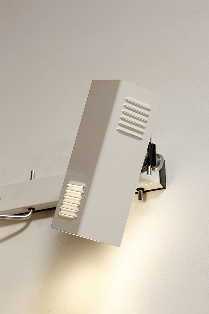 prl design, antique shop, lampa space age, antyk sklep warszawa, design store, lampa prl, antique store, wisząca lampa retro, italian vintage lamp, sklep retro, lampa vintage, design store warsaw, kinkiet vintage, space age wall lamp, retro shop warsaw, space age, mleczna lampa wiszaca, white lamp, włoski kinkiet vintage, retro sklep warszawa, space age lamp, lampa wiszca prl, retro shop, szklany kinkiet vintage, lampa, vintage shop warsaw, space age style, wisząca lampa vintage, vintage shop, szkło murano, lamp design, vintage store warsaw, vintage hanging lamp, vintage sklep warszawa, vintage store, vintage italian wall lamp, vintage lamp, retro store warsaw, retro lamp, antique shop warsaw, sklep vintage, vintage sconce, prl style, szklana lampa, lampa retro, antique store warsaw, design shop, vintage ceiling lamp, design shop warsaw, white glass lamp, italian lamp, retro store, vintage wall lamp, design sklep warszawa, italian style, antyk sklep, design sklep Dwupunktowa pozioma biała metalowa lampa ścienna/kinkiet z ruchomymi kloszami na chromowanej konstrukcji, Space Age, Włochy, lata 70 - obrazek 66