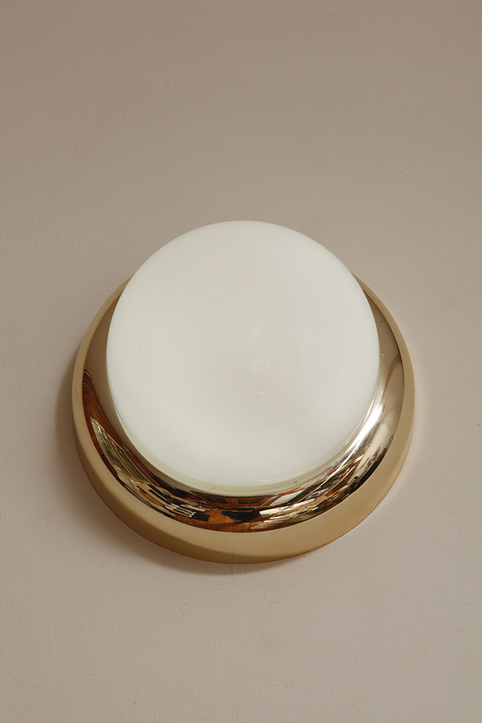 lampa retro, antique store warsaw, design shop, vintage ceiling lamp, design shop warsaw, white glass lamp, italian lamp, retro store, vintage wall lamp, design sklep warszawa, italian style, antyk sklep, design sklep, prl design, antique shop, lampa space age, antyk sklep warszawa, design store, lampa prl, antique store, wisząca lampa retro, italian vintage lamp, sklep retro, lampa vintage, design store warsaw, kinkiet vintage, space age wall lamp, retro shop warsaw, space age, mleczna lampa wiszaca, white lamp, włoski kinkiet vintage, retro sklep warszawa, space age lamp, lampa wiszca prl, retro shop, szklany kinkiet vintage, lampa, vintage shop warsaw, space age style, wisząca lampa vintage, vintage shop, szkło murano, lamp design, vintage store warsaw, vintage hanging lamp, vintage sklep warszawa, vintage store, vintage italian wall lamp, vintage lamp, retro store warsaw, retro lamp, antique shop warsaw, sklep vintage, vintage sconce, prl style, szklana lampa Jednopunktowa w kształcie kopuły okrągła szklana biała lampa ścienna/kinkiet/plafon ze złotą oprawą z tworzywa sztucznego, Space Age, Sozzi Illuminazione, Włochy, lata 80 - obrazek 8